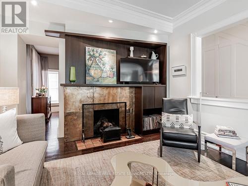 20 Howland Avenue, Toronto, ON - Indoor Photo Showing Living Room With Fireplace