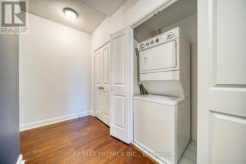 1404 - 1 Scott Street, Toronto, ON - Indoor Photo Showing Laundry Room