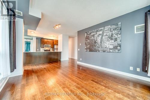 1404 - 1 Scott Street, Toronto, ON - Indoor Photo Showing Other Room