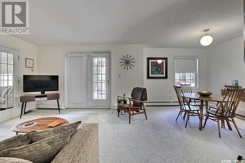 104 2315 Cornwall Street, Regina, SK - Indoor Photo Showing Living Room