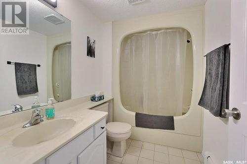 104 2315 Cornwall Street, Regina, SK - Indoor Photo Showing Bathroom