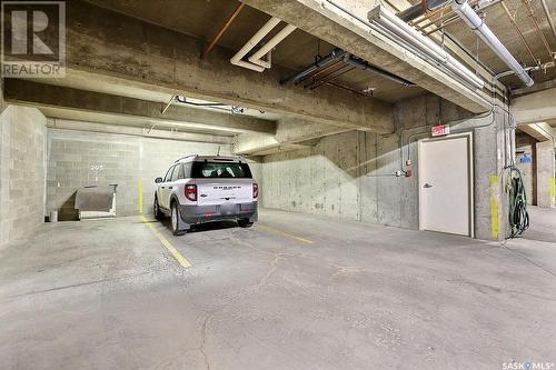 104 2315 Cornwall Street, Regina, SK - Indoor Photo Showing Garage