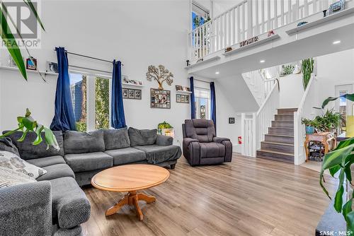 82 26Th Street, Battleford, SK - Indoor Photo Showing Living Room