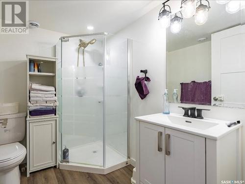 82 26Th Street, Battleford, SK - Indoor Photo Showing Bathroom