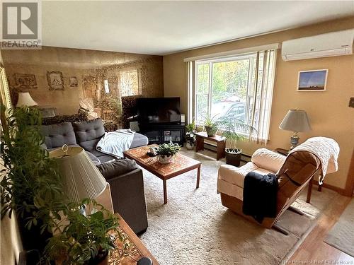 12 Forrest Street, Miramichi, NB - Indoor Photo Showing Living Room