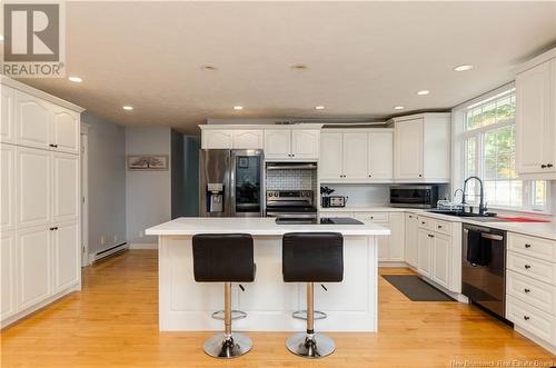 5 Willowdale Court, Moncton, NB - Indoor Photo Showing Kitchen With Stainless Steel Kitchen With Upgraded Kitchen