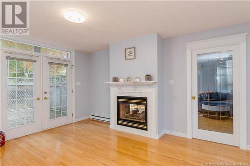 5 Willowdale Court, Moncton, NB - Indoor Photo Showing Living Room With Fireplace