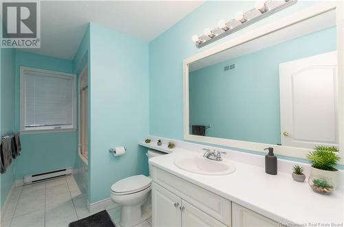 5 Willowdale Court, Moncton, NB - Indoor Photo Showing Bathroom