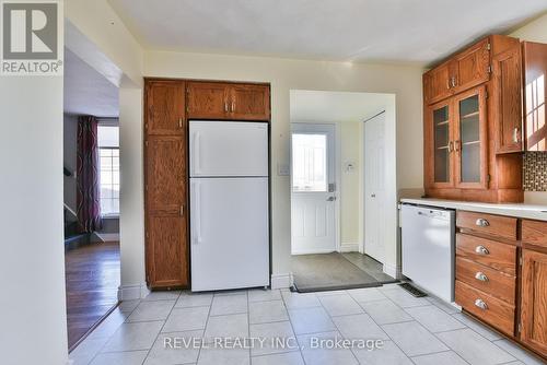 173 Montgomery Avenue, Timmins (Timmins South - West), ON - Indoor Photo Showing Kitchen