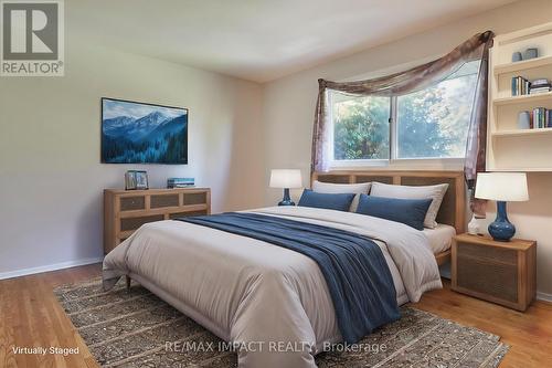 214 Marigold Avenue N, Oshawa (Centennial), ON - Indoor Photo Showing Bedroom