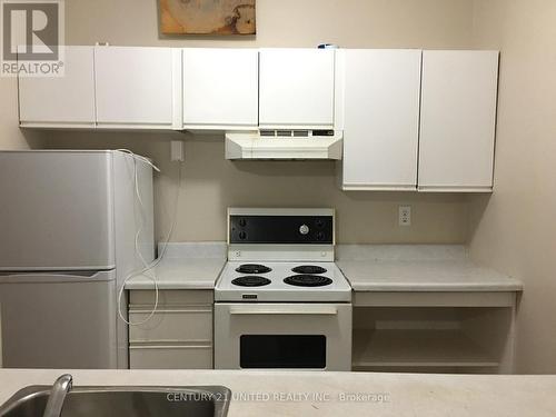 2 - 428 George Street N, Peterborough (Downtown), ON - Indoor Photo Showing Kitchen