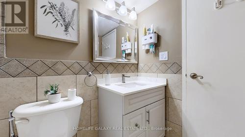 1002 - 2556 Argyle Road, Mississauga, ON - Indoor Photo Showing Bathroom