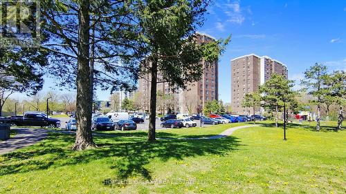 1002 - 2556 Argyle Road, Mississauga, ON - Outdoor With View