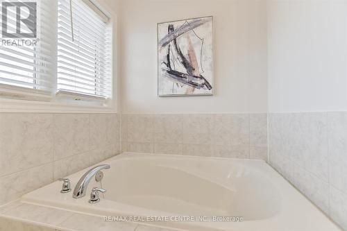 31 Divinity Circle, Brampton, ON - Indoor Photo Showing Bathroom