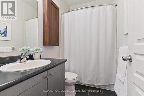 31 Divinity Circle, Brampton, ON - Indoor Photo Showing Bathroom