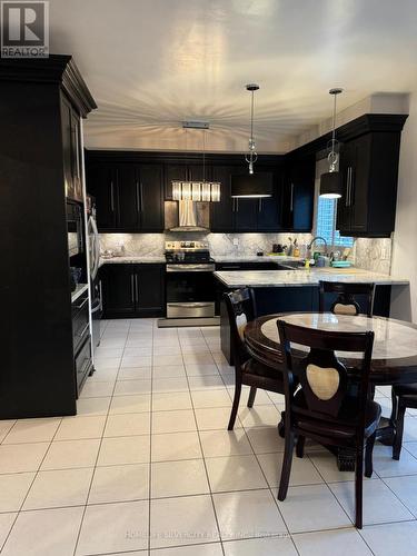 49 Abbotsbury Drive, Brampton, ON - Indoor Photo Showing Dining Room