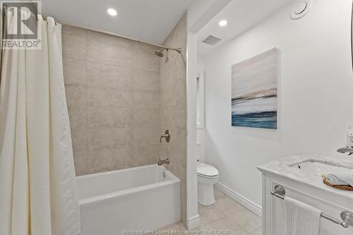 177 Clubview, Amherstburg, ON - Indoor Photo Showing Bathroom