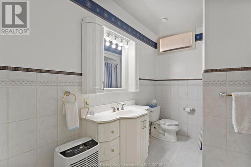 177 Clubview, Amherstburg, ON - Indoor Photo Showing Bathroom