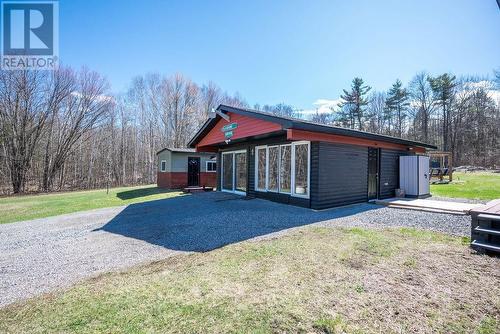 3033 Mclaughlin Road, Westmeath, ON - Outdoor