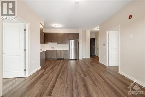 397 Codd'S Road Unit#418, Ottawa, ON - Indoor Photo Showing Kitchen