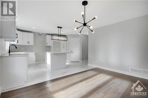 21 Dune Street, Limoges, ON - Indoor Photo Showing Kitchen