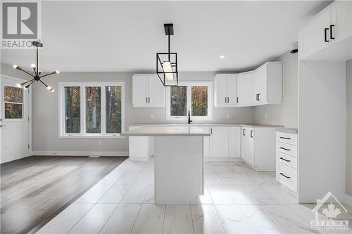 21 Dune Street, Limoges, ON - Indoor Photo Showing Kitchen