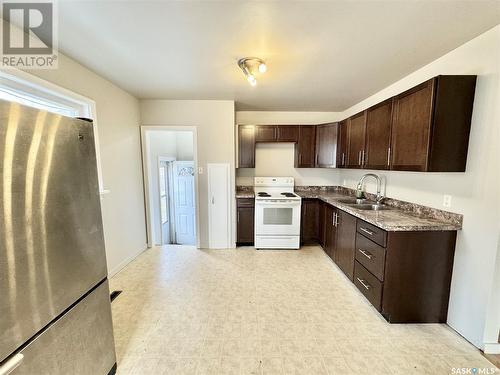 778 4Th Street E, Prince Albert, SK - Indoor Photo Showing Kitchen With Double Sink