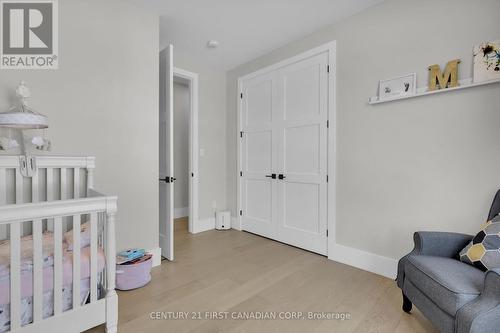 102 Harvest Lane, Dutton/Dunwich (Dutton), ON - Indoor Photo Showing Bedroom