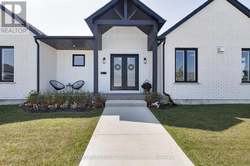 102 Harvest Lane, Dutton/Dunwich (Dutton), ON - Outdoor