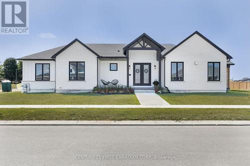 102 Harvest Lane, Dutton/Dunwich (Dutton), ON - Outdoor With Facade