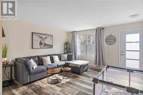 33 Warren Road Extension, Gagetown, NB - Indoor Photo Showing Living Room