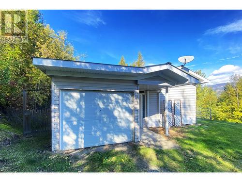 655 Caouette Road, Sorrento, BC 