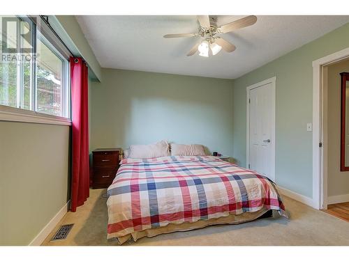 830 Matt Road, Kelowna, BC - Indoor Photo Showing Bedroom