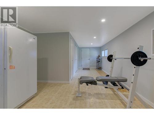 830 Matt Road, Kelowna, BC - Indoor Photo Showing Gym Room