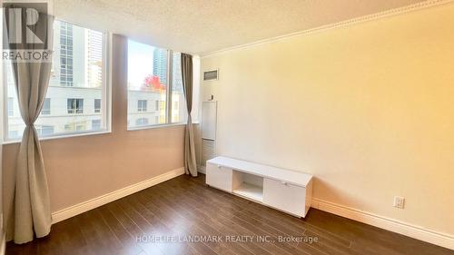 308 - 5 Northtown Way, Toronto, ON - Indoor Photo Showing Other Room