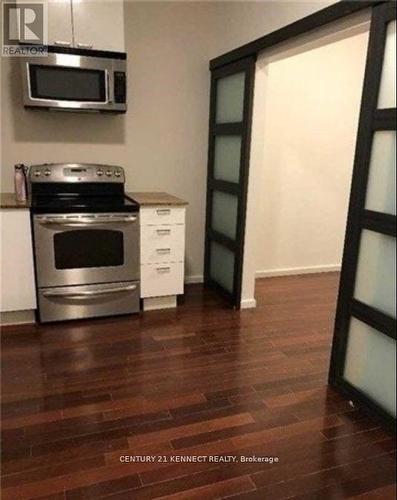 2-Rear - 181 Augusta Avenue, Toronto, ON - Indoor Photo Showing Kitchen