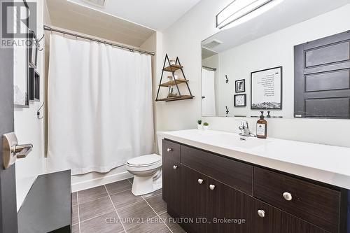 13 - 15 Heron Park, Toronto, ON - Indoor Photo Showing Bathroom