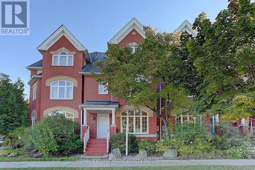 419 Bantry Avenue, Richmond Hill, ON - Outdoor With Facade