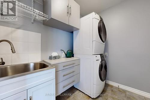 86 Osprey Ridge Road, Barrie, ON - Indoor Photo Showing Laundry Room