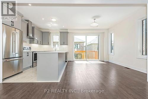 18 Wild Ginger Lane, Springwater, ON - Indoor Photo Showing Kitchen With Stainless Steel Kitchen With Upgraded Kitchen