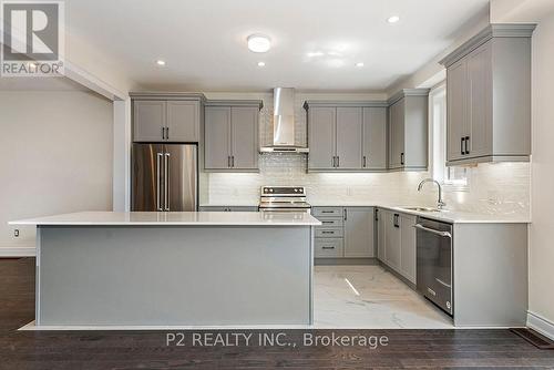 18 Wild Ginger Lane, Springwater, ON - Indoor Photo Showing Kitchen With Stainless Steel Kitchen With Upgraded Kitchen