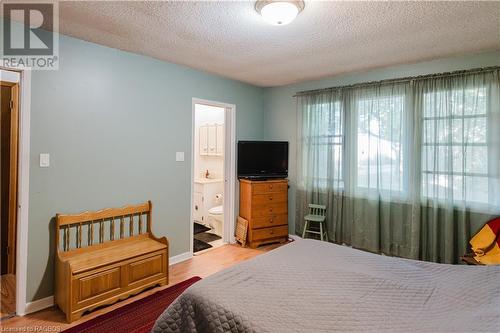 Primary Bedroom - 559146 Irish Block Road, Annan, ON - Indoor Photo Showing Bedroom