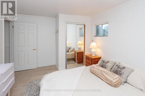 38 Dewey'S Island Road, Kawartha Lakes (Fenelon Falls), ON - Indoor Photo Showing Bedroom