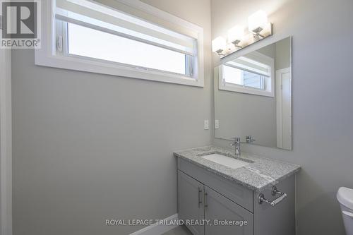 3642 Earlston Cross, London, ON - Indoor Photo Showing Bathroom