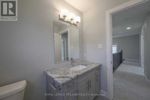 3642 Earlston Cross, London, ON - Indoor Photo Showing Bathroom