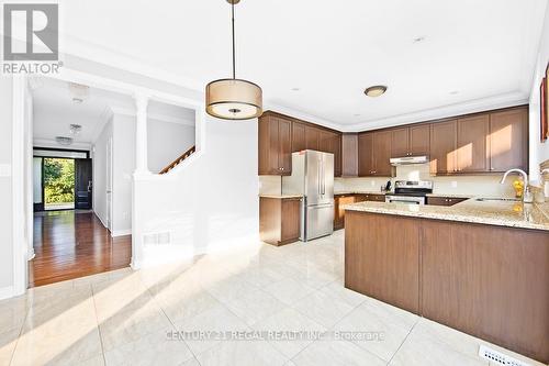 39 Boswell Road, Markham, ON - Indoor Photo Showing Kitchen