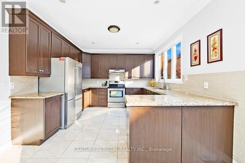 39 Boswell Road, Markham, ON - Indoor Photo Showing Kitchen