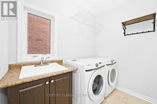 39 Boswell Road, Markham, ON - Indoor Photo Showing Laundry Room