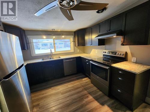 598 Ewert Street, Prince George, BC - Indoor Photo Showing Kitchen