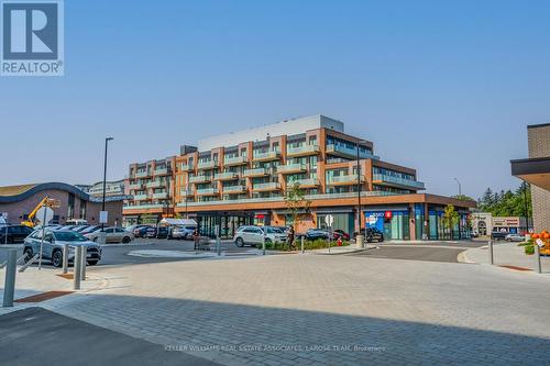 205 - 215 Lakeshore Road W, Mississauga, ON - Outdoor